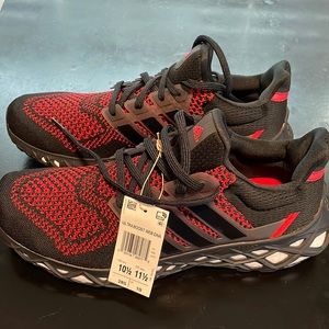 New Adidas shoes that I bought for my son. He needs a size 11.